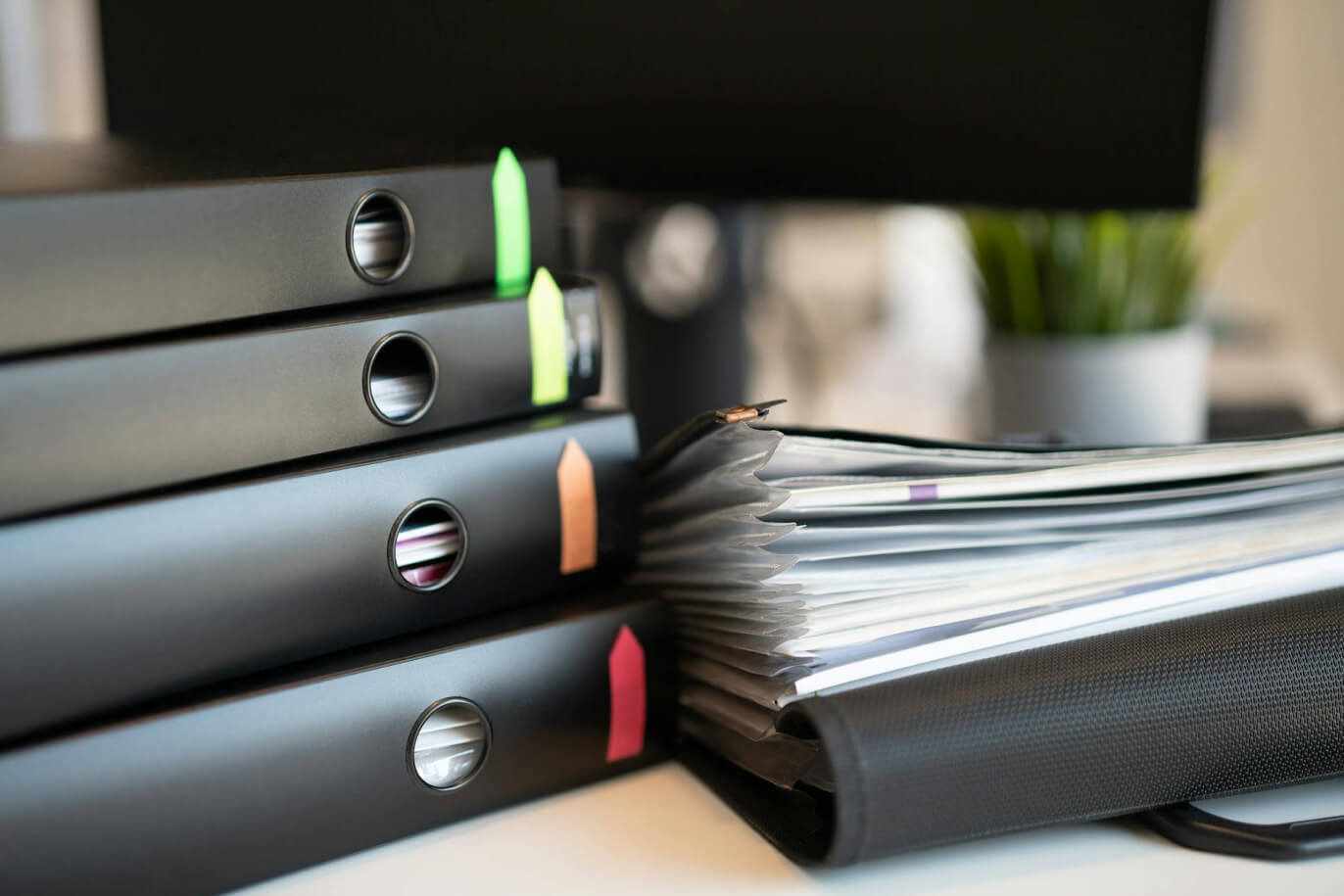 O que é CLM: Como estruturar a gestão do ciclo de vida de contratos na sua empresa